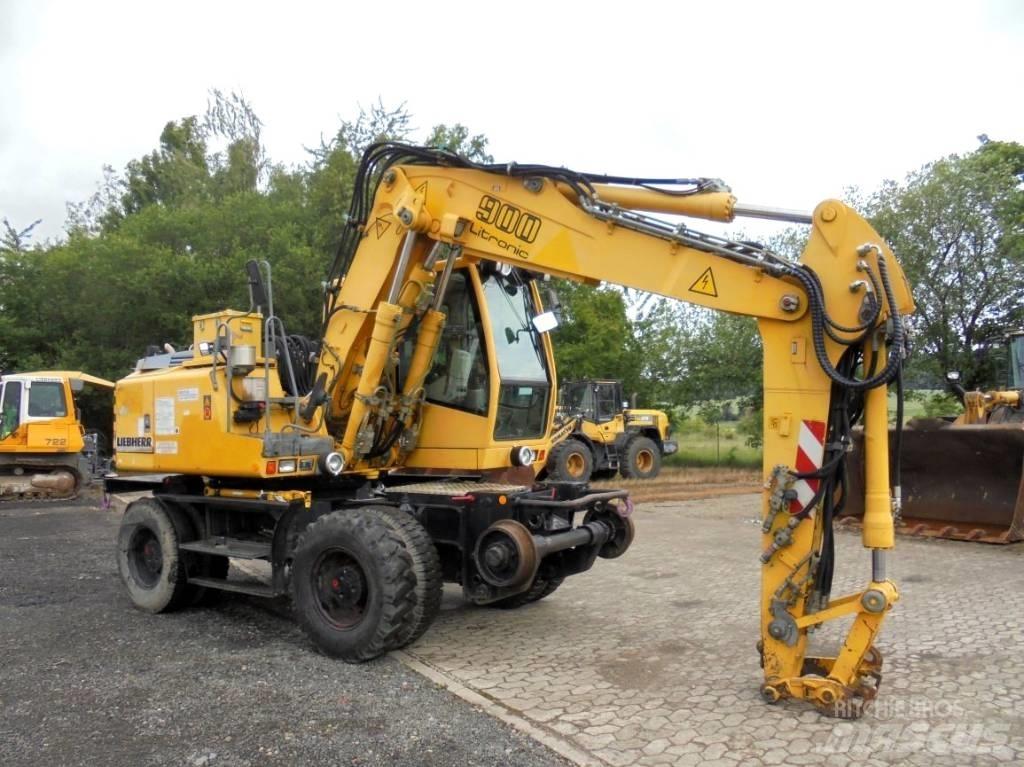 Liebherr A 900 C ZW 轮式挖掘机