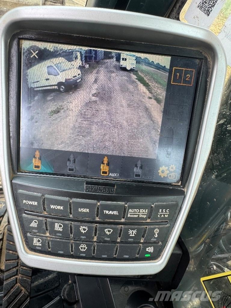 Hyundai HX140 LC 履带挖掘机