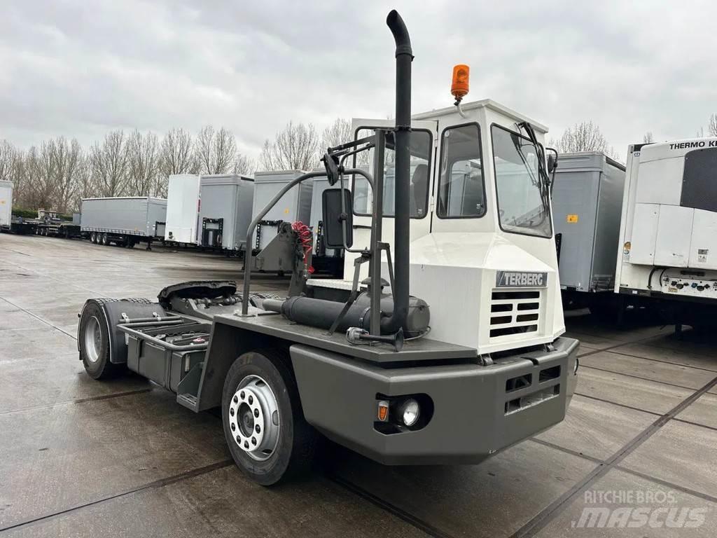 Terberg YT YT17 码头牵引车