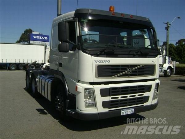 Volvo FM13 牵引车