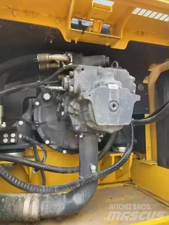 Komatsu PC350 履带挖掘机