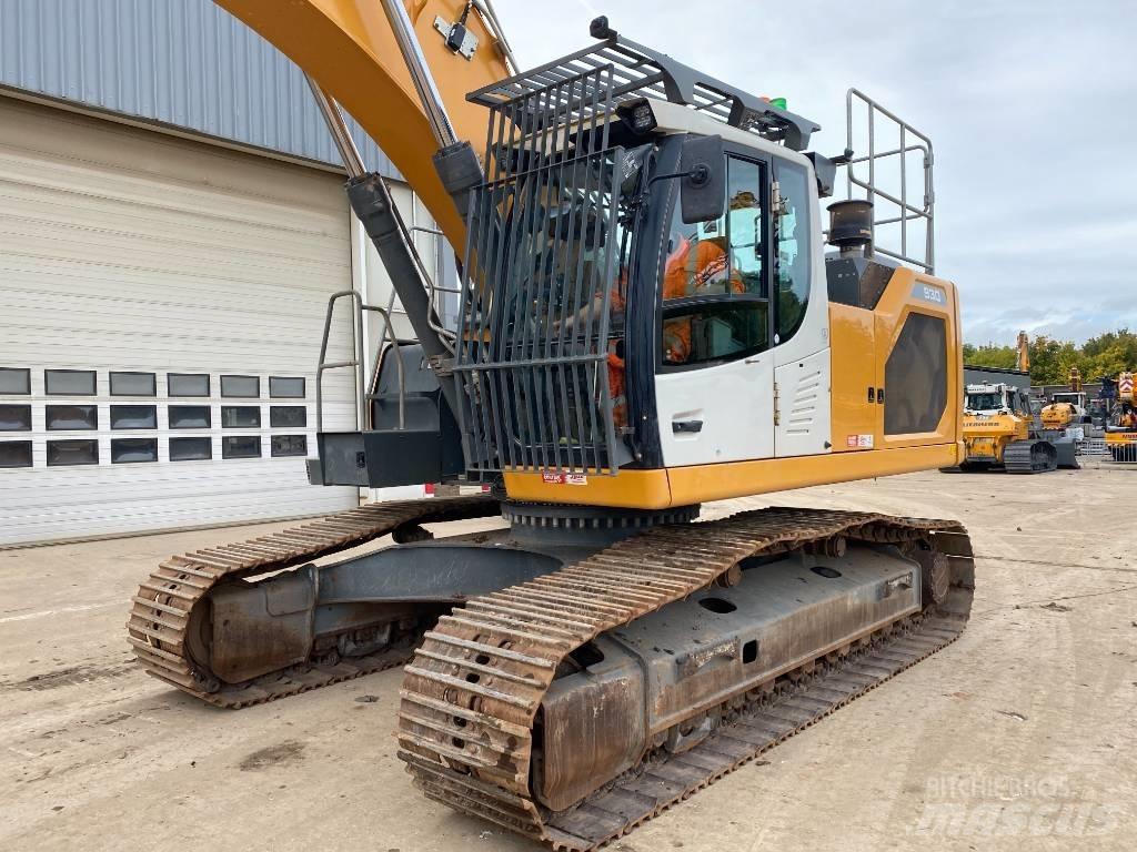 Liebherr R 930 履带挖掘机
