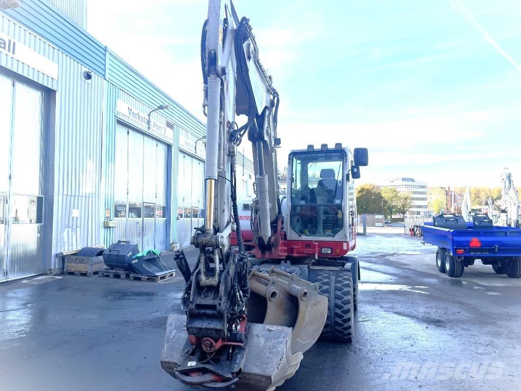 Takeuchi TB 295 W 轮式挖掘机