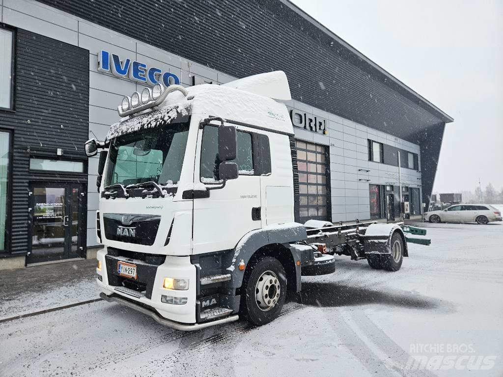MAN TGM 平板车