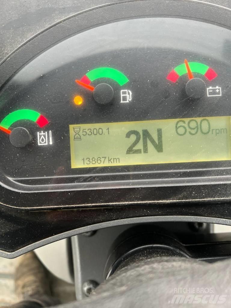 CAT 906 M 轮式装载机
