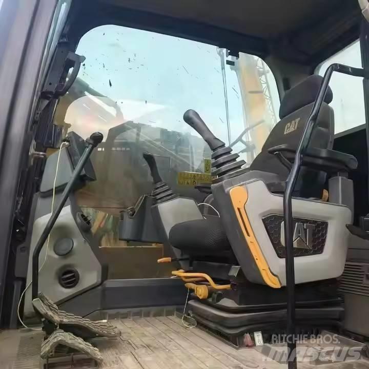 CAT CAT320GC 中型挖掘机