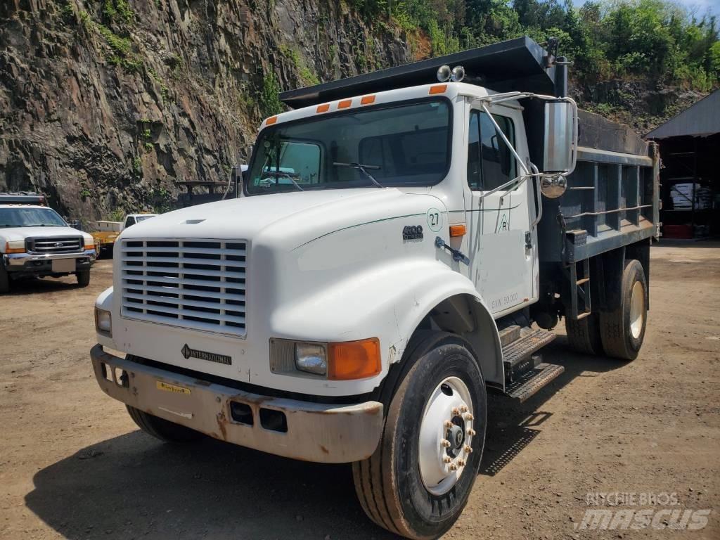 International 4990 自卸式货车