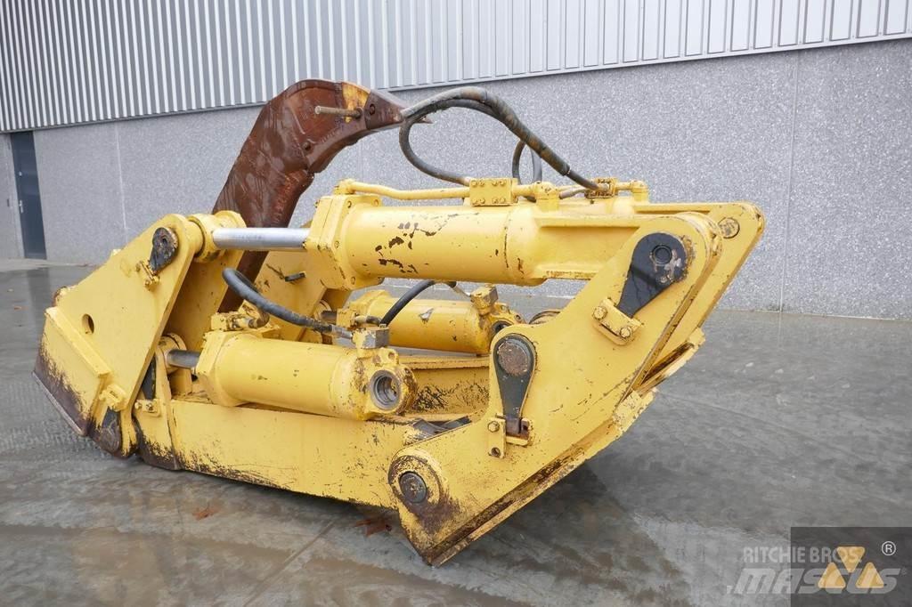 CAT D9H Ripper 其他组件