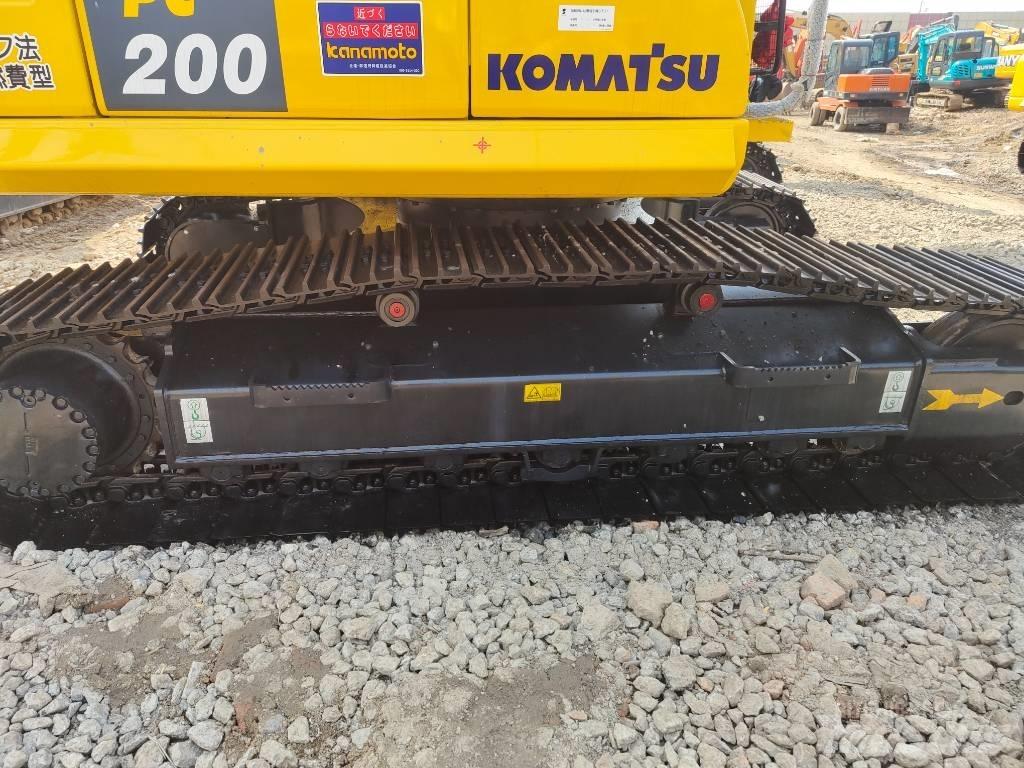 Komatsu PC 200 履带挖掘机