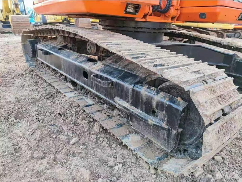 Doosan 225 履带挖掘机