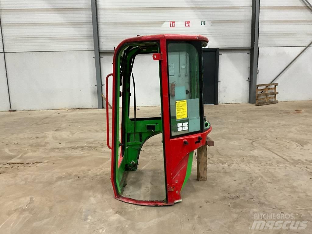 Yanmar Vio 20 / vio 25 驾驶室与内部