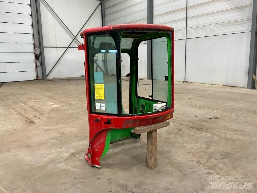 Yanmar Vio 20 / vio 25 驾驶室与内部