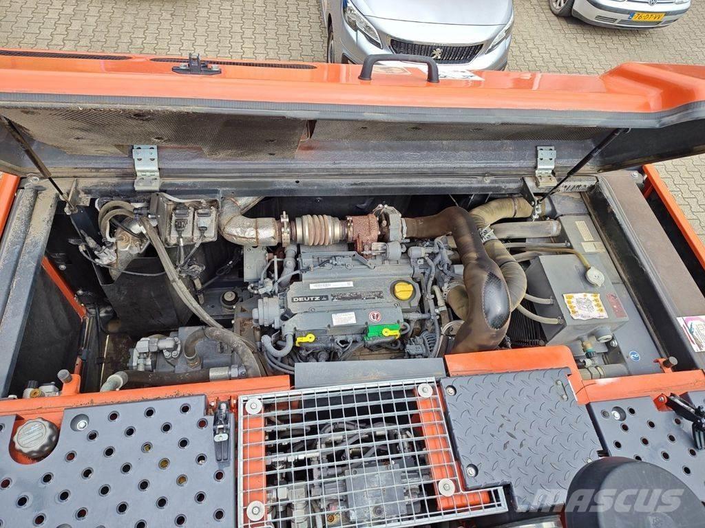 Atlas 150W 轮式挖掘机