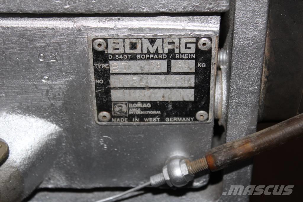 Bomag BT 68 平板夯