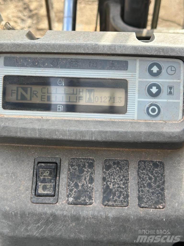 Nissan FD25 柴油叉车
