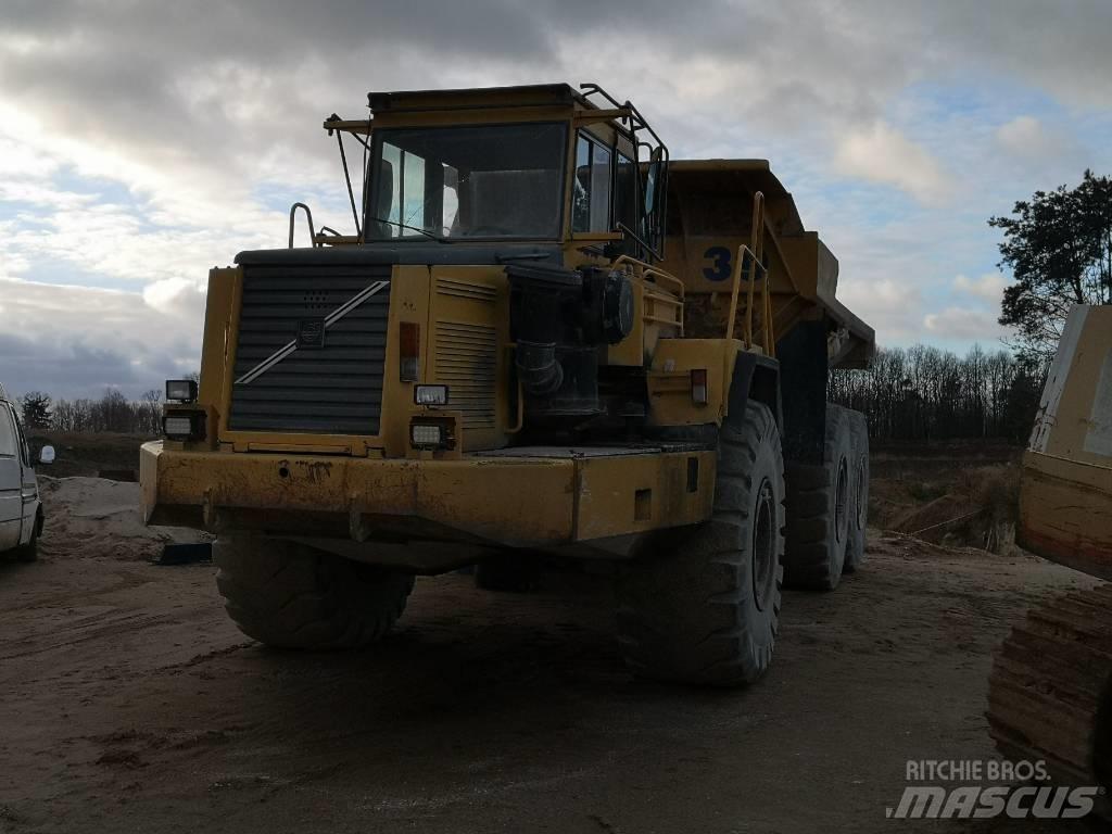 Volvo A 40 铰接式自卸车