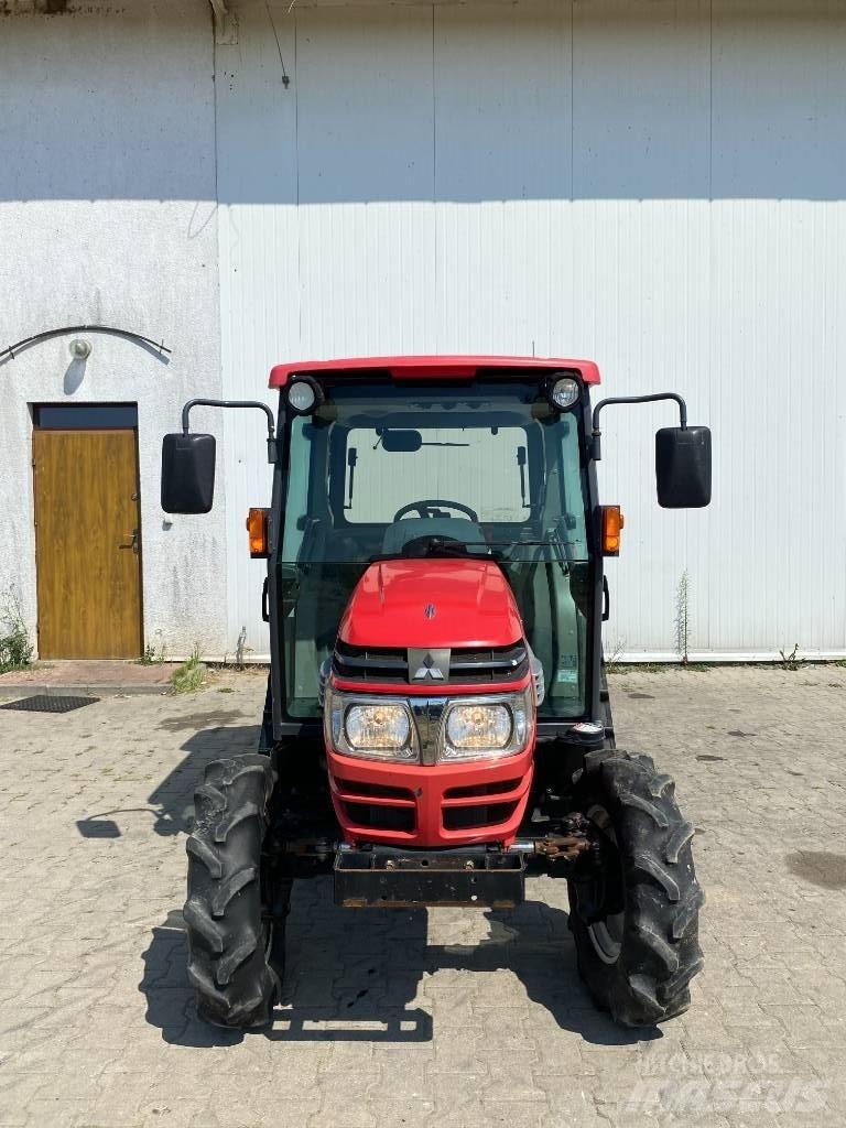 Mitsubishi GOK 341 小型拖拉机