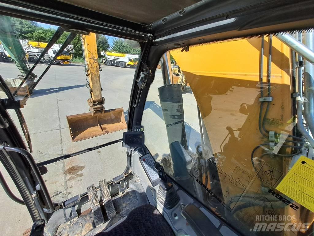 Liebherr R922LC 履带挖掘机