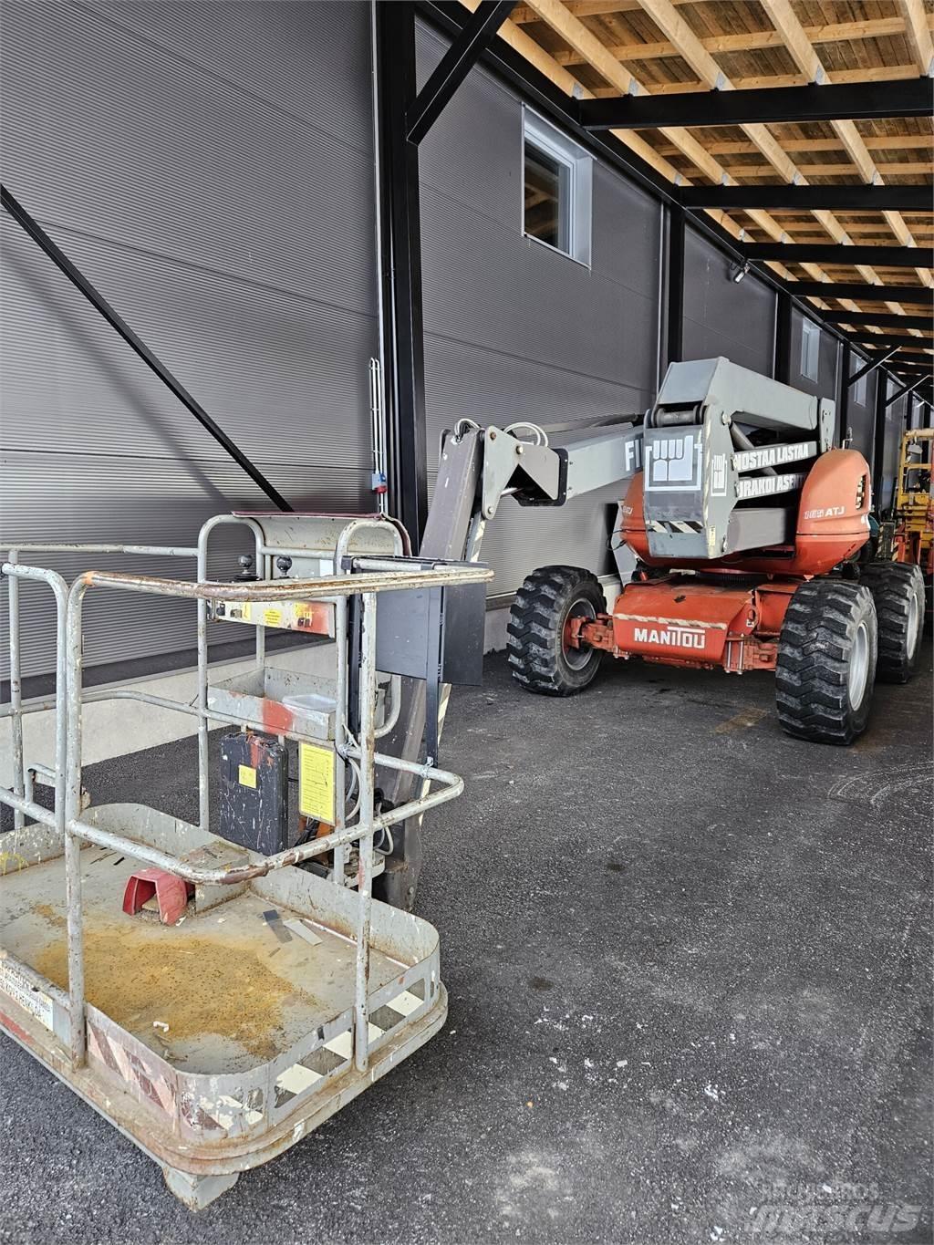 Manitou 165ATJ 曲臂高空工作平台