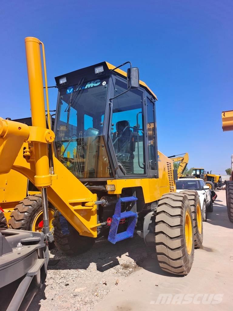 XCMG GR 180 平地机/推土机