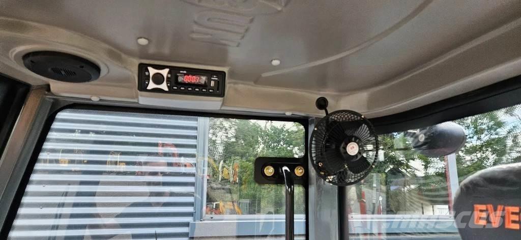 Everun ER 16 轮式装载机