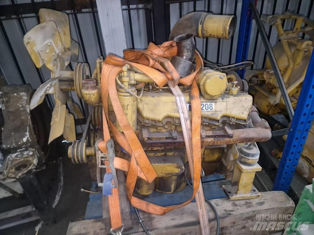 CAT 3208 发动机