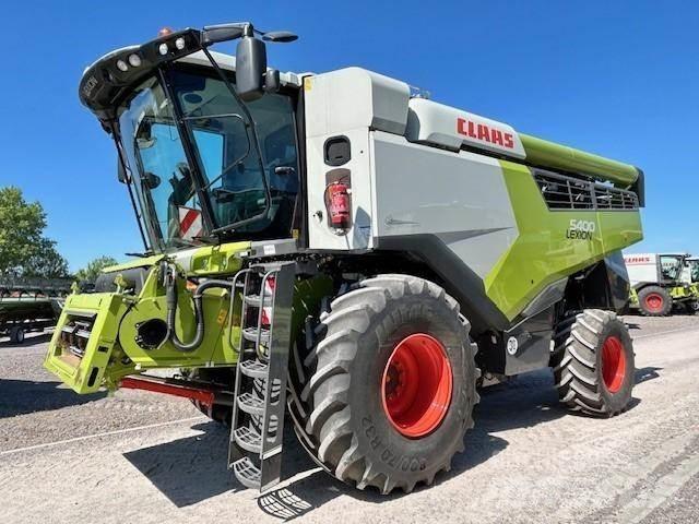 CLAAS LEXION 5400 联合收割机