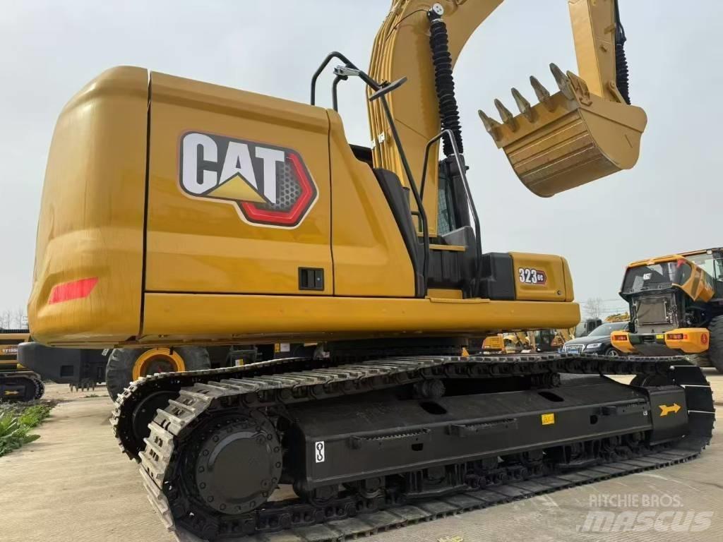 CAT 323GC 履带挖掘机