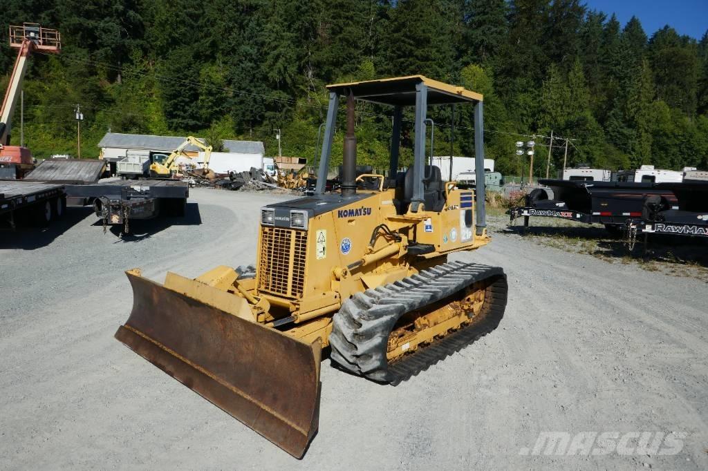 Komatsu D 21 P-8 履带式推土机