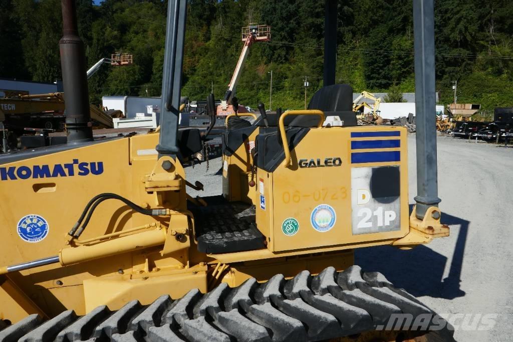 Komatsu D 21 P-8 履带式推土机