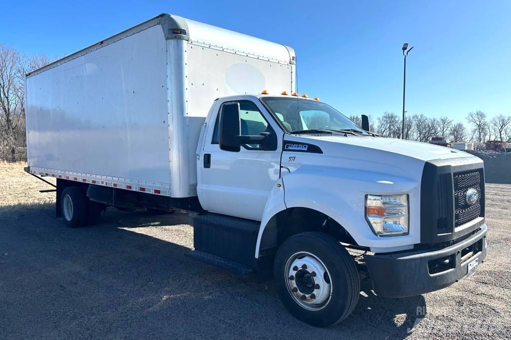 Ford F 650 厢式货车