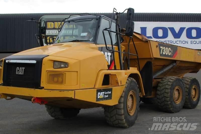 CAT 730C2 铰接式自卸车