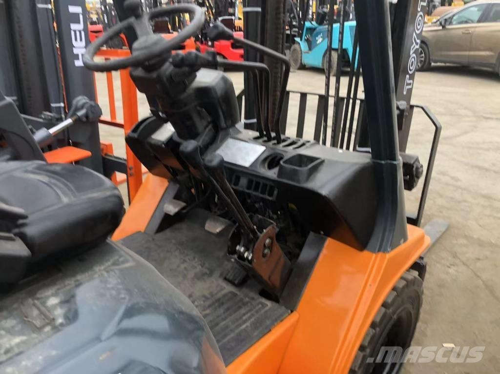 Toyota FD30 柴油叉车