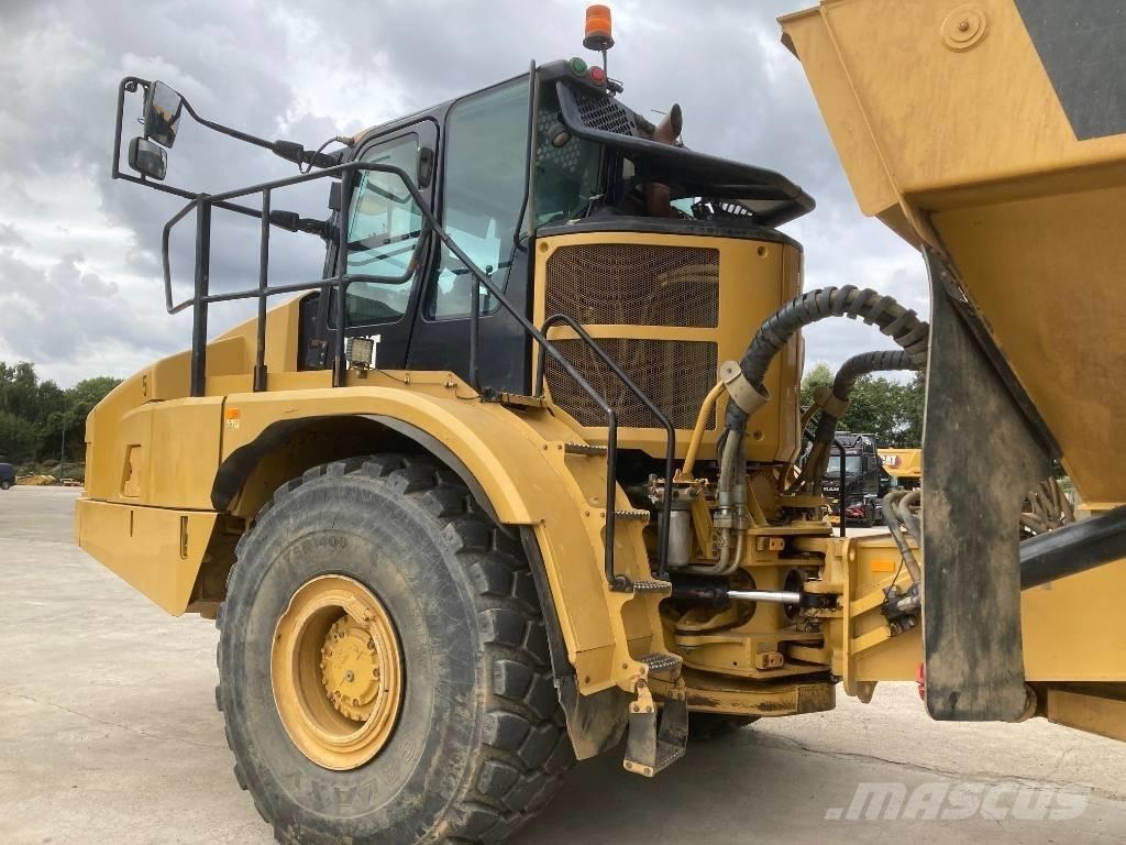 CAT 745 铰接式自卸车