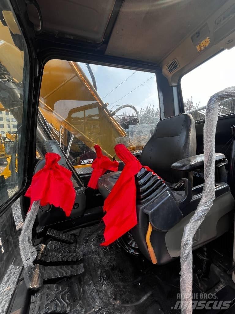 CAT 320 D 履带挖掘机
