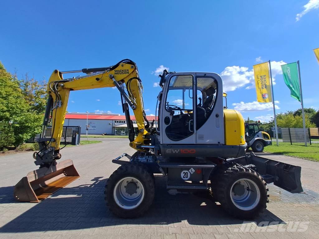 Wacker Neuson EW100 轮式挖掘机