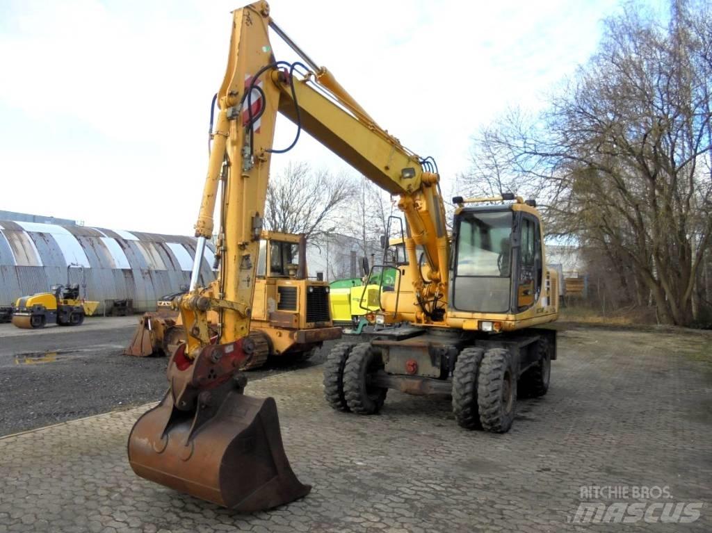 Komatsu PW 130ES-6K 轮式挖掘机