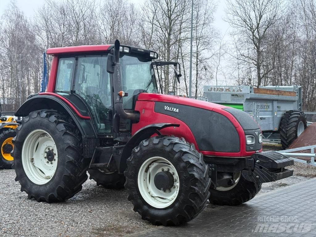 Valtra T 161 拖拉机/农用车
