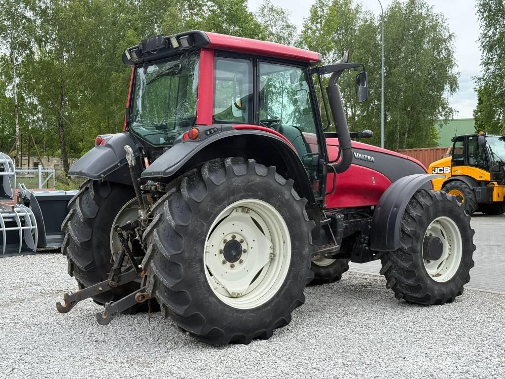 Valtra T 161 拖拉机/农用车