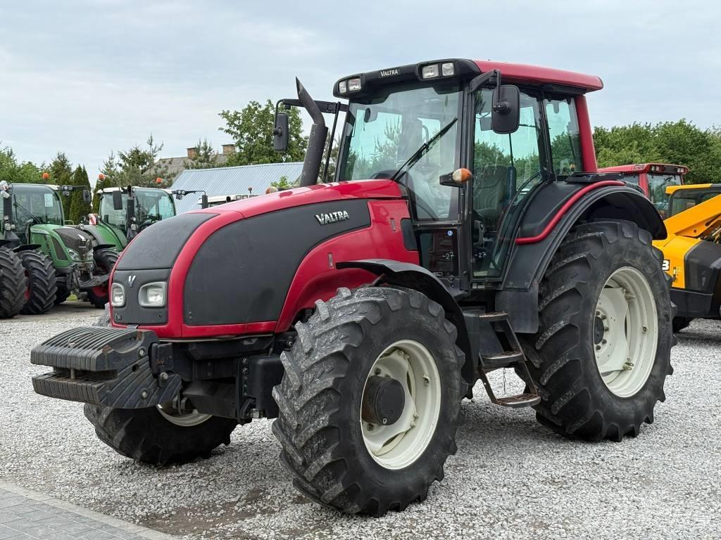Valtra T 161 拖拉机/农用车