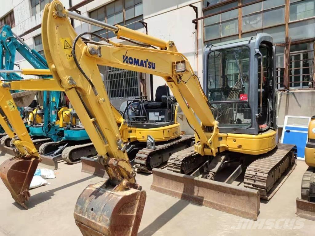 Komatsu PC 35 MR 小型挖掘机