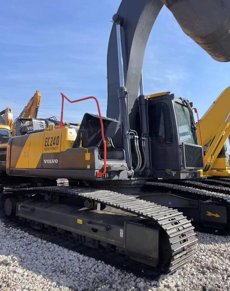 Volvo EC 240 履带挖掘机