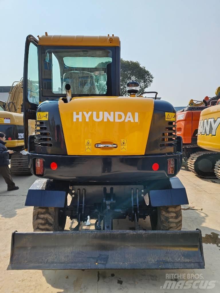 Hyundai 60 W 轮式挖掘机