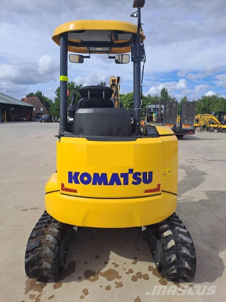 Komatsu PC33E-6 小型挖掘机