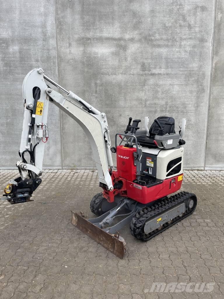 Takeuchi TB 210 小型挖掘机