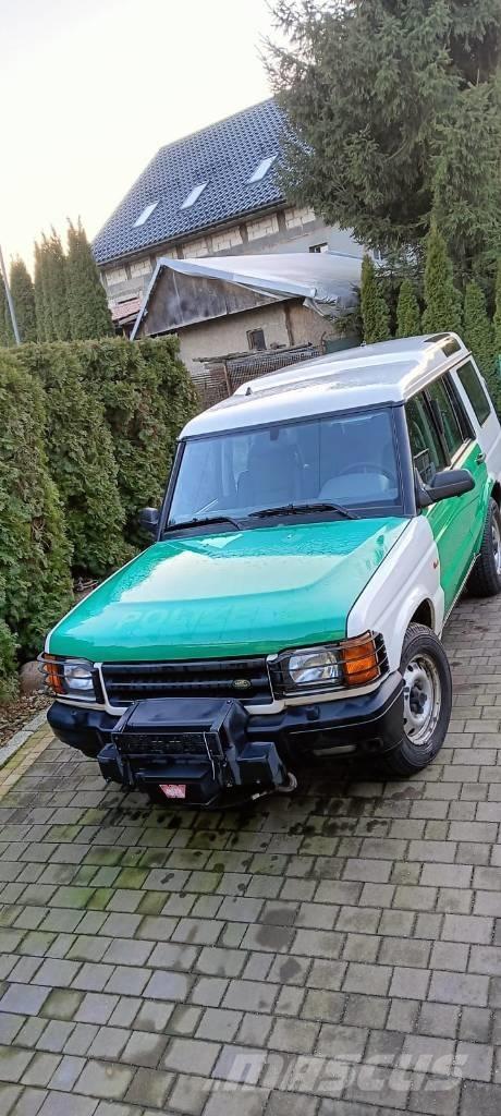 Land Rover Discovery 越野车
