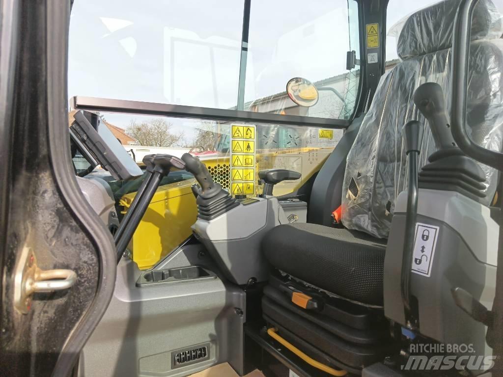 CAT 309 CR 中型挖掘机
