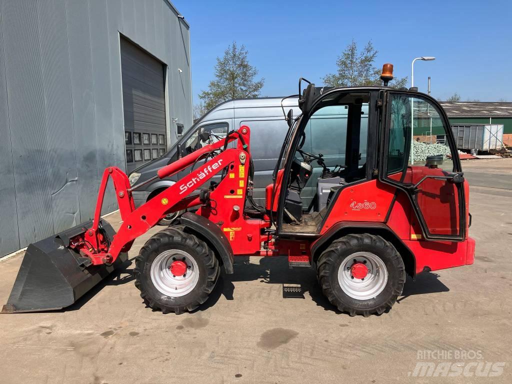 Schäffer 4360 小型装载机