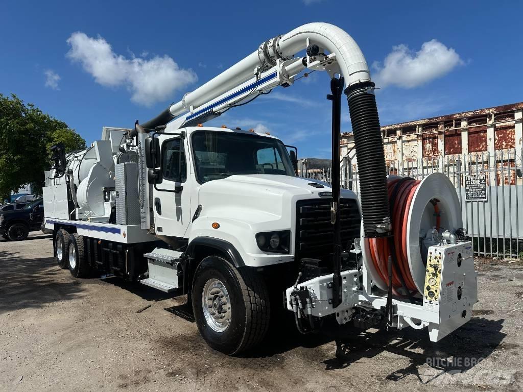 Freightliner 114 SD 组合/真空油槽车