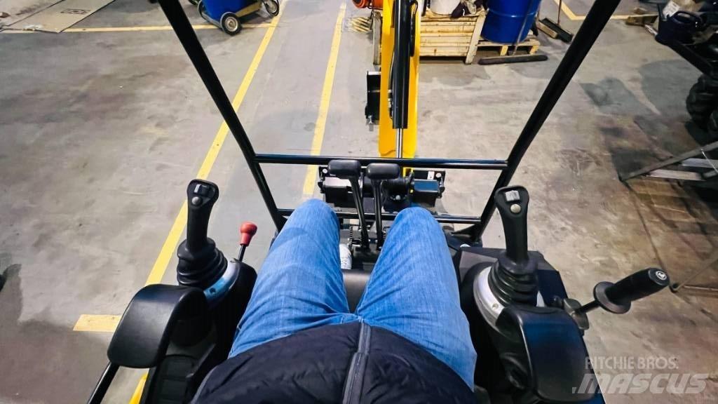 JCB 19 Etec 小型挖掘机